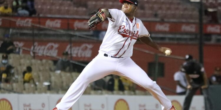 Águilas caen ante los Leones,  Tigres ganan a las Estrellas y los Toros se imponen a los Gigantes.