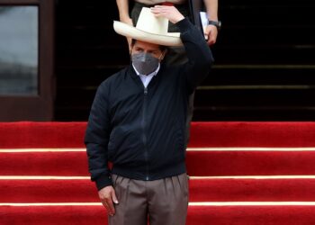 La Fiscalía Anticorrupción de Perú entra en el palacio presidencial por el caso Petroperú