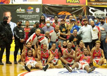 ¡San Sebastián campeón! torneo Baloncesto Superior de Espaillat