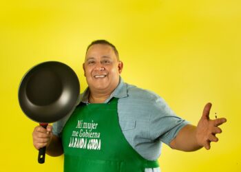 Peña Suazo y La Banda Gorda celebran su primer Disco de Oro de la RIAA