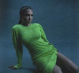 "Oro" es lo nuevo de Nikóla