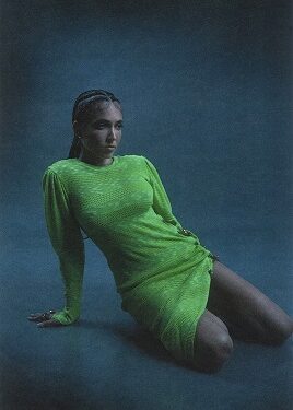 "Oro" es lo nuevo de Nikóla