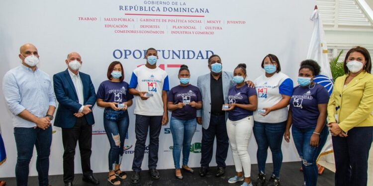 Comienzan entrega de incentivos  y pago de pasantías en el programa “Oportunidad 14-24”