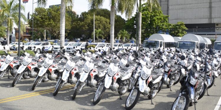 Enviarán a las calles a miles de agentes para proteger a ciudadanos durante la navidad