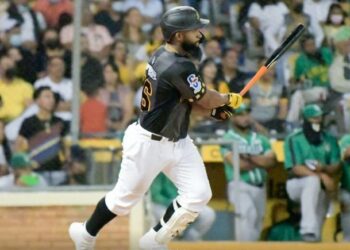 Águilas doblegan a las Estrellas, los Tigres superan a Gigantes y Leones blanquean a Toros