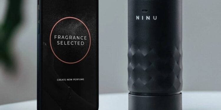 Crean un perfume inteligente que permite elegir 100 fragancias en un solo dispositivo