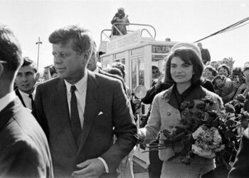 EEUU desclasifica cerca de 1.500 documentos relacionados con el asesinato de Kennedy