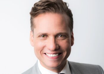 Univisión nombra al dominicano Rafael Bello como Presentador de Noticias