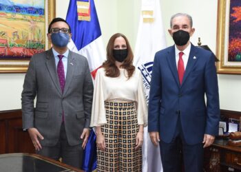 Especializarán a 150 profesores y músicos dominicanos en IES de Reino Unido