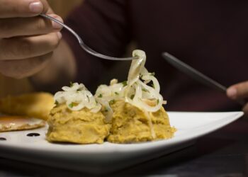 Como se logró la inclusión de la palabra mangú en la RAE