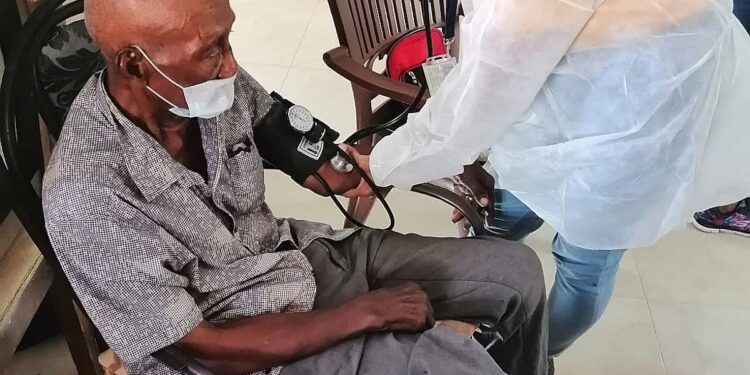 CONAPE Y Policía esclarecen caso de adulto mayor agredido por agente