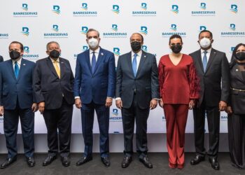 Abinader resalta rol de Banreservas que construirá centro de convenciones en Santo Domingo