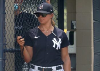 Esta es la primera mujer manager de las Grandes Ligas