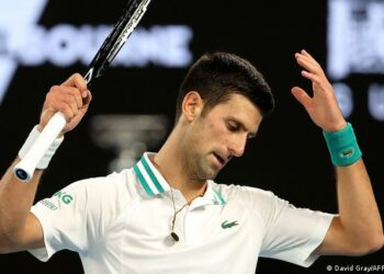 Novak Djokovic favorecido por juez en Australia