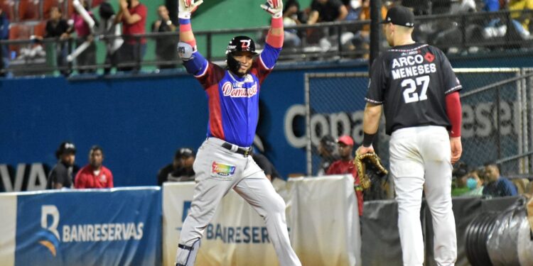 Serie del Caribe: RD y Puerto Rico; Raúl Valdez en la lomita