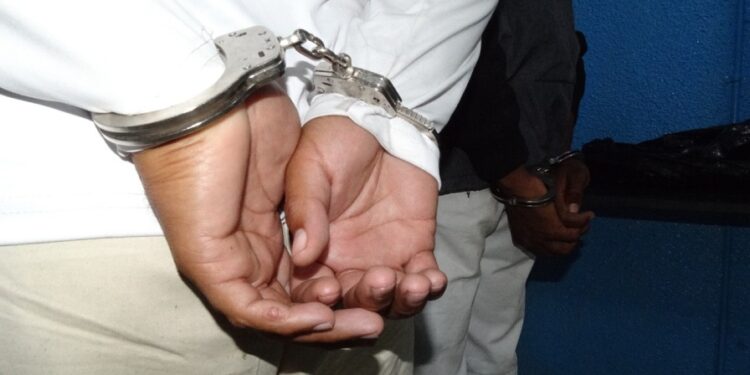 Apresan a dos hombres llevarían cocaína a la ciudad China de Hong Kong