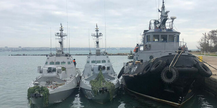 Ucrania prohíbe la entrada en sus aguas interiores a los barcos con bandera rusa