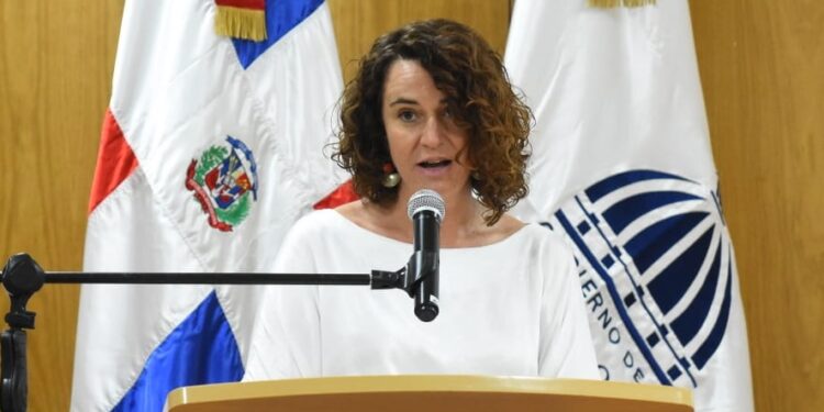 Crearán 1,200 empleos para iniciar el desarrollo de la economía de cuidado en RD