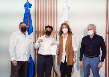 Ministra Germán encabeza entrega Premios Anuales de Música 2021