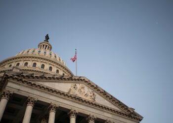 Alertan en EE.UU. sobre amenazas online contra diputados