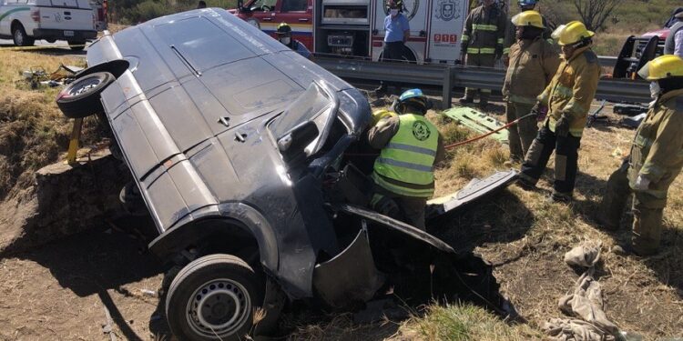 Mueren 24 personas y 28 heridos por accidentes de tráfico en México y Bolivia