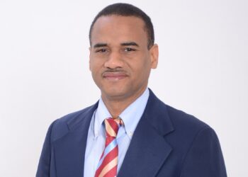 Validez de documentos, impuestos y violación de derechos personales