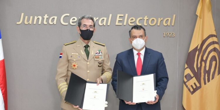 JCE y Ministerio de Defensa salvaguardarán identidad de miembros FF. AA