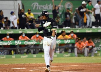 Estrellas logran quinta victoria en línea, Tigres siguen con vida