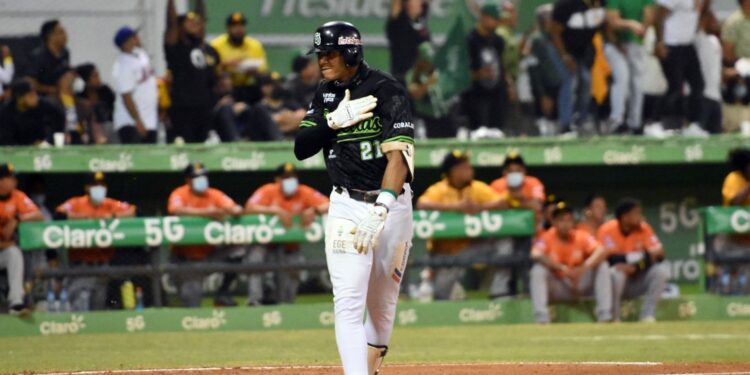 Estrellas logran quinta victoria en línea, Tigres siguen con vida