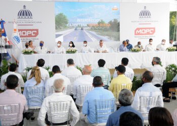 Abinader está en el Este donde deja iniciadas varias obras