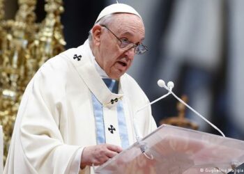 El Papa aboga por una fe valiente, profética, que no tema desafiar a las lógicas del poder