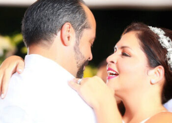 Tania Báez anuncia que hace tres meses está divorciada