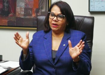 Más de 200 mil estudiantes seguirán con clases virtuales en la UASD