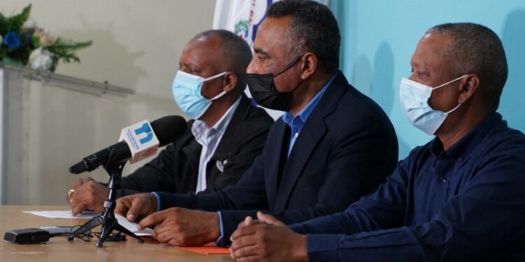 APMAE desmiente a la ADP y desautoriza a FEDEPADRES