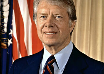 Jimmy Carter ve a EEUU tambalearse y ante riesgo real de conflicto civil