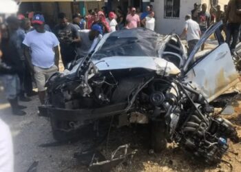 Mueren en accidente cuatro jóvenes de Las Guázumas