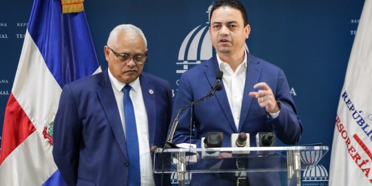 Tesorería pagará subsidios atrasados a más de 15 mil personas de FASE y PA’ TI