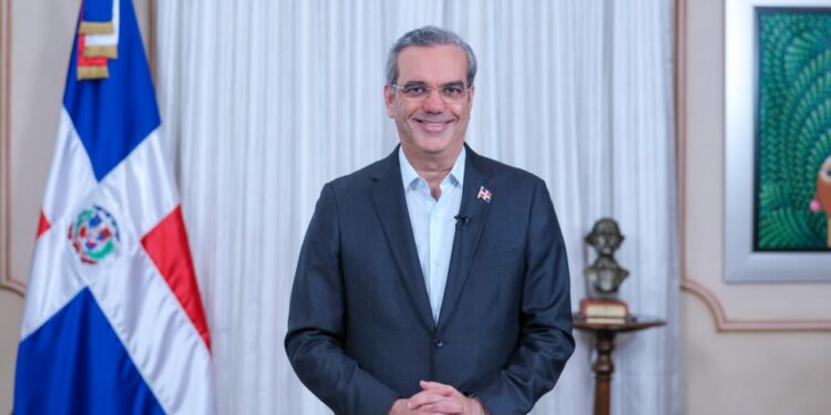 Presidente Abinader elimina restricciones por el covid-19