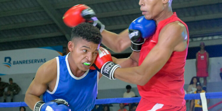 Élite nacional A domina XL Copa Independencia de Boxeo Internacional Banreservas