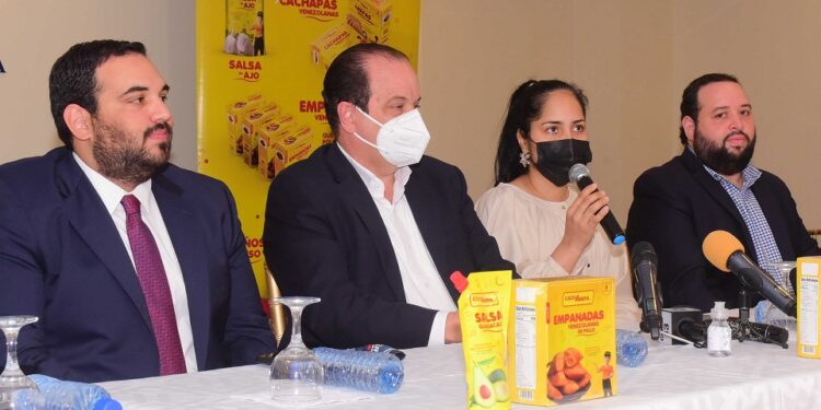 Anuncian ocho carteleras de boxeo y artes marciales mixtas en el país en 2022