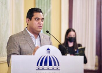 Con inversión de US$100 MM 26 municipios de RD tendrán acceso a internet