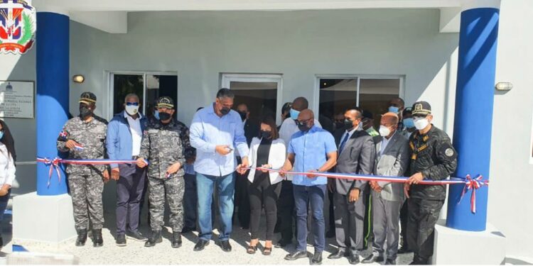 Interior y Policía deja en funcionamiento “Mi País Seguro” en La Romana