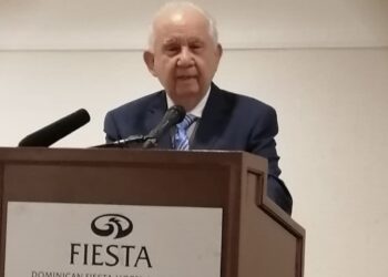 Álvarez Bogaert destaca rol de la diáspora en desarrollo de República Dominicana