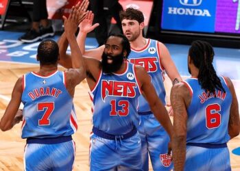 Harden Deja a los Nets y pone rumbo a los 76ers en cambio por tres jugadores