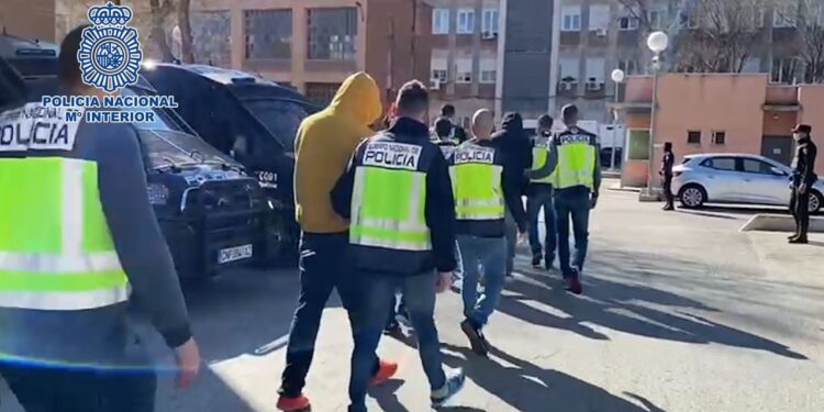 Detenidos en Madrid miembros de los Trinitarios y de los Dominican Don’t Play por reyertas entre bandas 