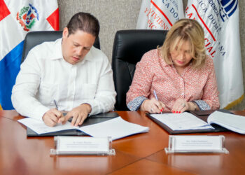 Ministerio de la Vivienda y Plan Social firman convenio