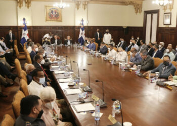 Gobierno anunciará nuevas medidas sobre el gasto público y las alzas internacionales de los precios