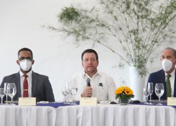 Gobierno pagará más de 278 millones adeudados a universidades por concepto de becas