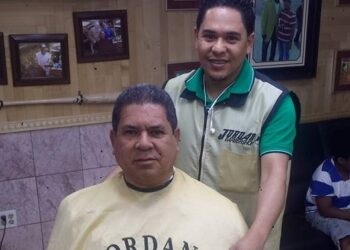 Asaltan afamada Barbería dominicana y le quitan a un cliente prendas por 150 mil dólares