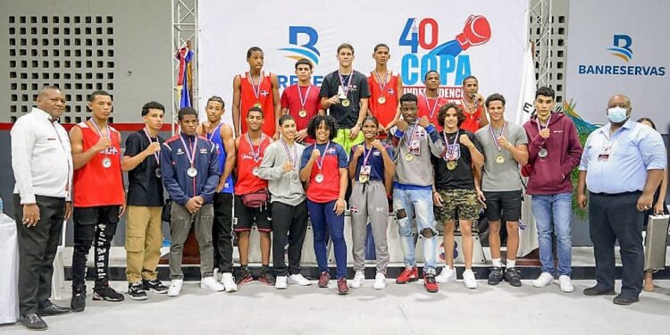 Selección nacional-Santiago derrota a Puerto Rico en XL Copa Independencia de Boxeo Internacional